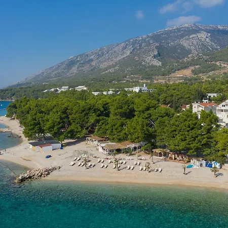 Serviced Family By The Sea, Mezaninе Lеvеl Bed & Breakfast